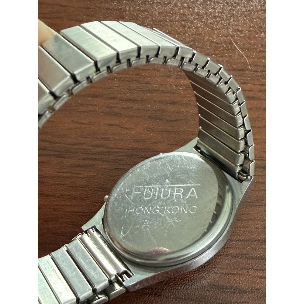 Vintage Men's Futura LC Quartz Stainless Steel Watch Hong Kong Untested